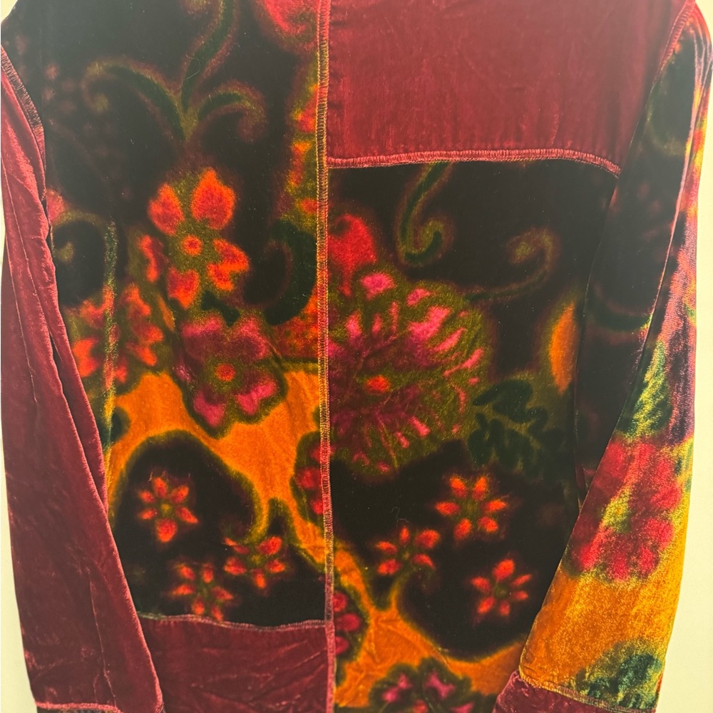 Coldwater Creek Women's Velvet Bomber Jacket - Red and Green - Picture 7 of 10